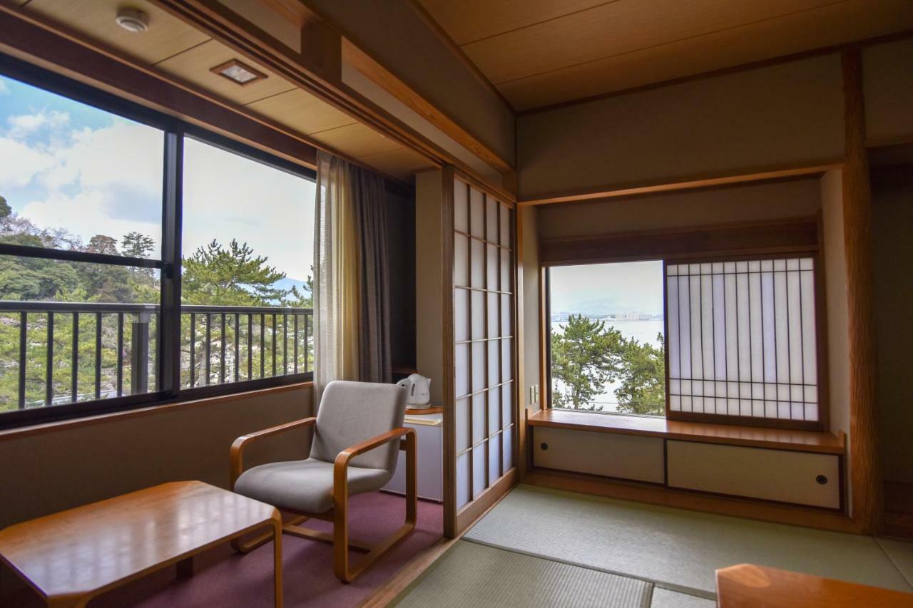 Miyajima Morinoyado Hotel Hatsukaichi Exterior foto